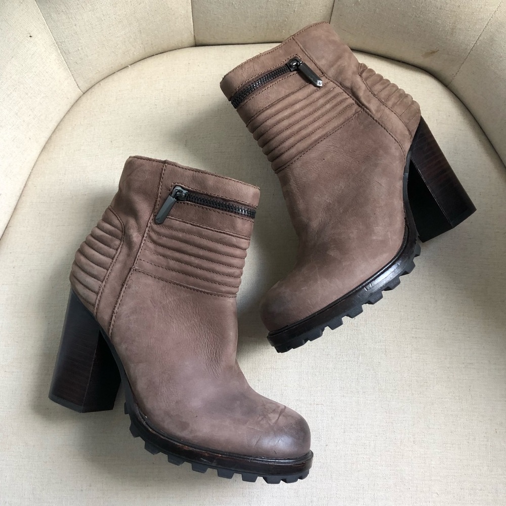 {Sam Edelman} Brown Zipper Booties